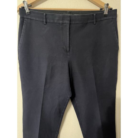 Ann Taylor Women’s Curvy Fit Sz 12 Capri Chino Pants Navy Blue 36x24 - Picture 2 of 12